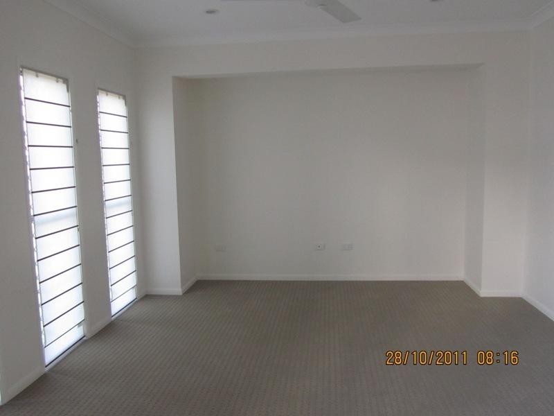 19 Bilbao Place, Bushland Beach QLD 4818