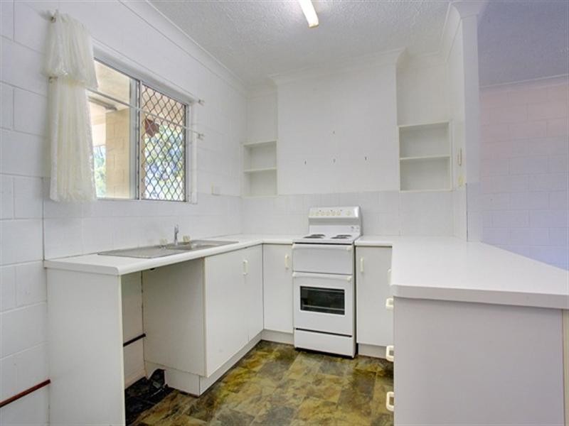 Unit 12/7-13 McIlwraith Street, South Townsville QLD 4810