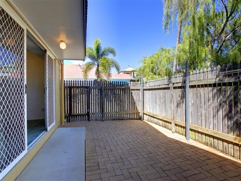 Unit 12/7-13 McIlwraith Street, South Townsville QLD 4810