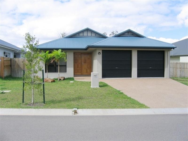 92 Estuary Parade, Douglas QLD 4814