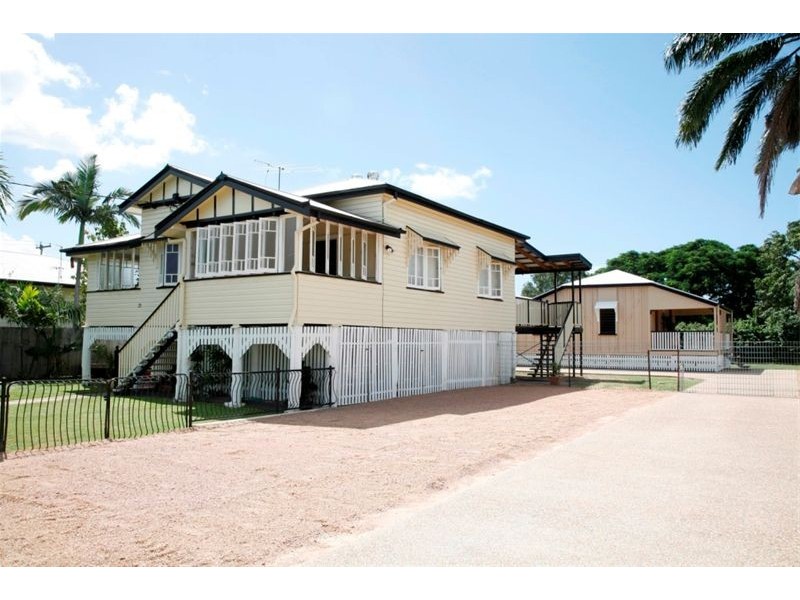 25 Gladstone Street, Pimlico QLD 4812