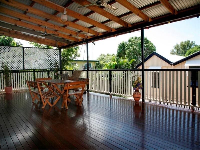 25 Gladstone Street, Pimlico QLD 4812