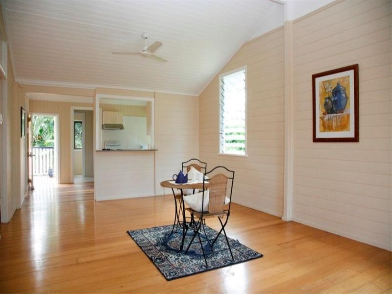 25 Gladstone Street, Pimlico QLD 4812