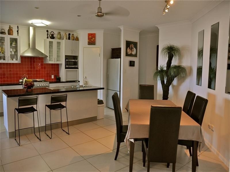 41 Minaret Way, Mount Louisa QLD 4814