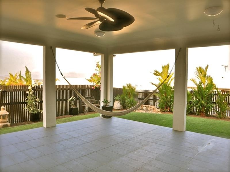 41 Minaret Way, Mount Louisa QLD 4814