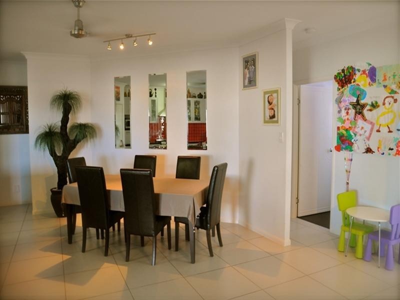 41 Minaret Way, Mount Louisa QLD 4814