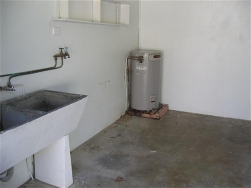 2/16 Garden Street, Mundingburra QLD 4812