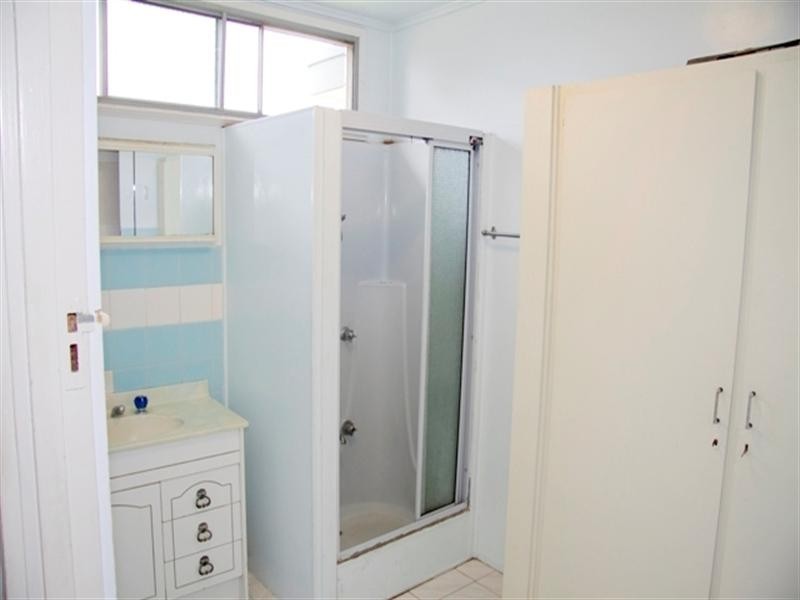 114 Abbott Street, Oonoonba QLD 4811