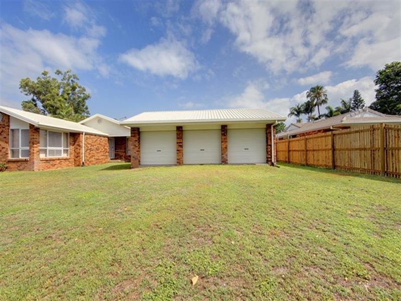 17 Hillgrove Court, Bushland Beach QLD 4818