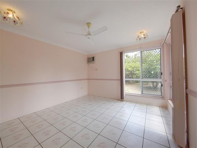 17 Hillgrove Court, Bushland Beach QLD 4818