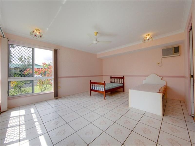 17 Hillgrove Court, Bushland Beach QLD 4818