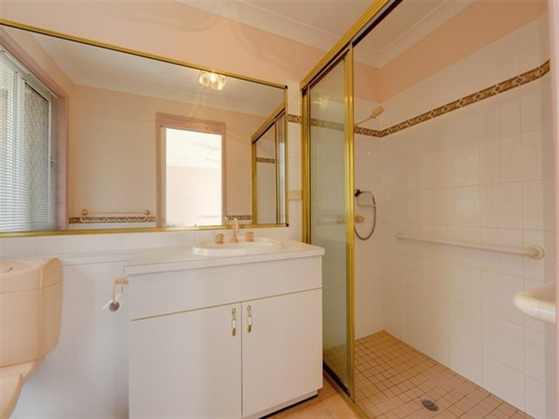 17 Hillgrove Court, Bushland Beach QLD 4818