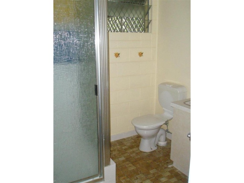 2/51 Mt louisa Drive, Mount Louisa QLD 4814