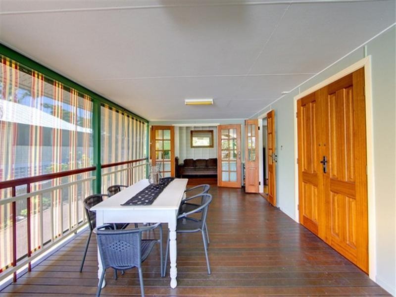 6 Garrick Street, West End QLD 4810