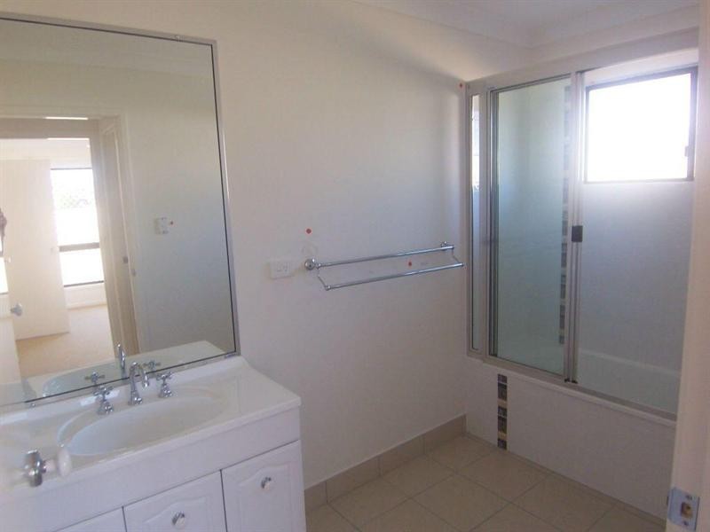 71 Woodwark Drive, Bushland Beach QLD 4818