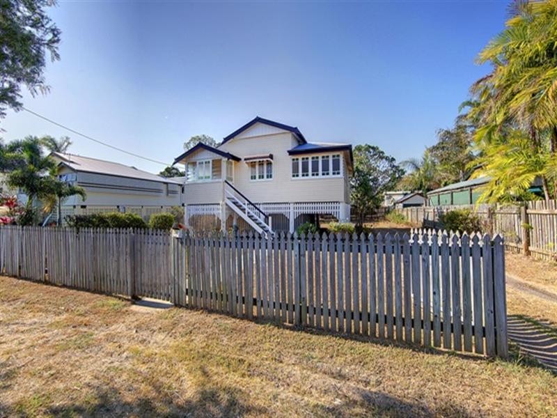 14 Gleeson, Hermit Park QLD 4812