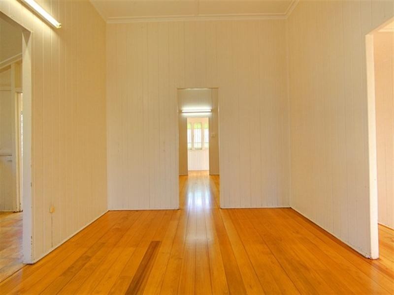 14 Gleeson, Hermit Park QLD 4812