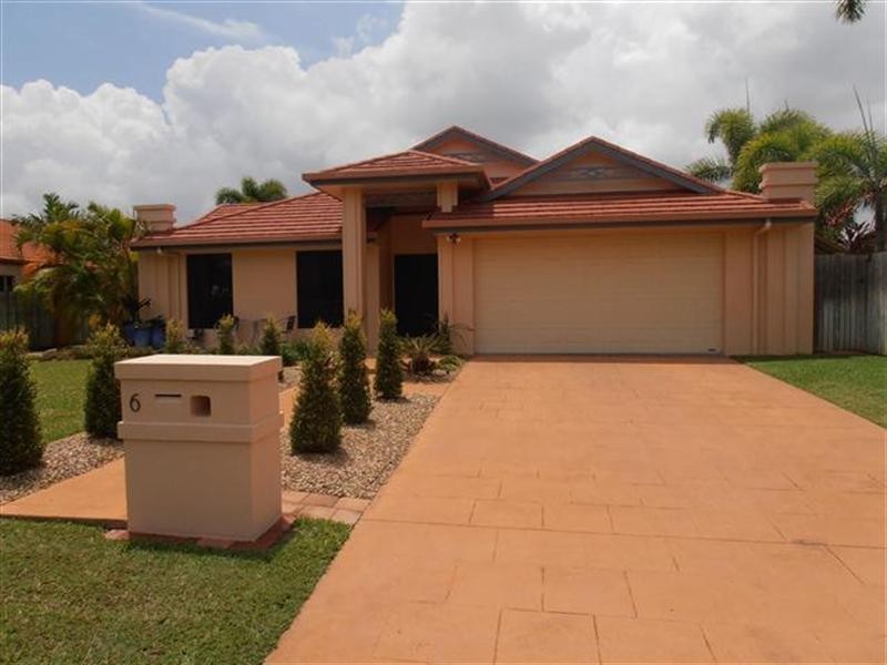 6 Westminster Mews, ‘Riverside Gardens’, Douglas QLD 4814