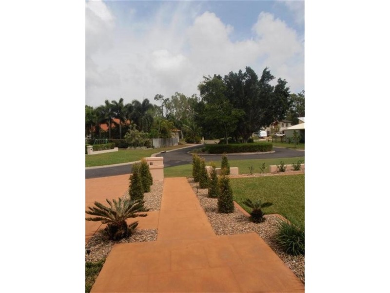 6 Westminster Mews, ‘Riverside Gardens’, Douglas QLD 4814