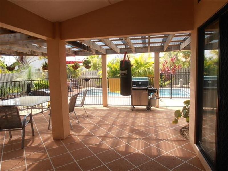 6 Westminster Mews, ‘Riverside Gardens’, Douglas QLD 4814