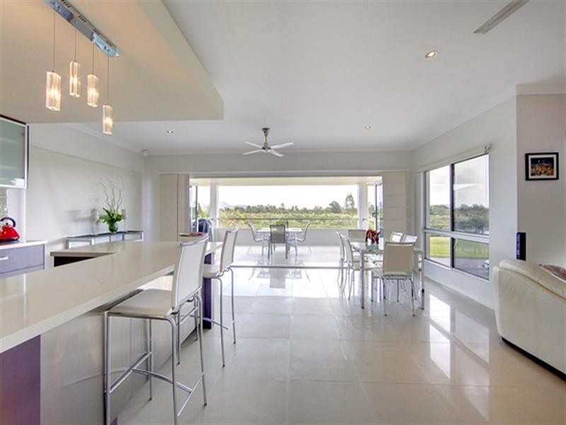 55 River Boulevard, Idalia QLD 4811