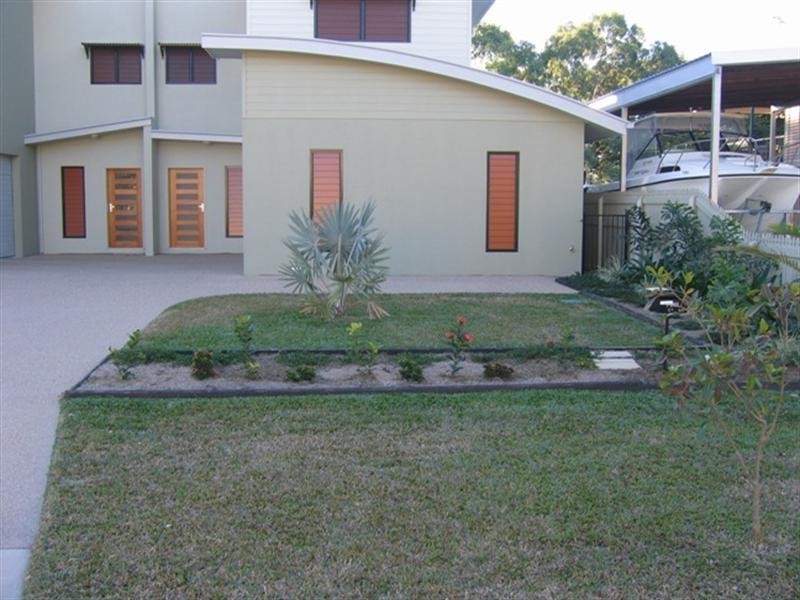 1/45 Hooper, Belgian Gardens QLD 4810