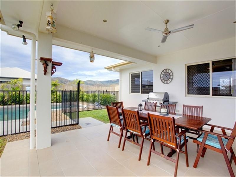 5 Waterstone Terrace, Idalia QLD 4811
