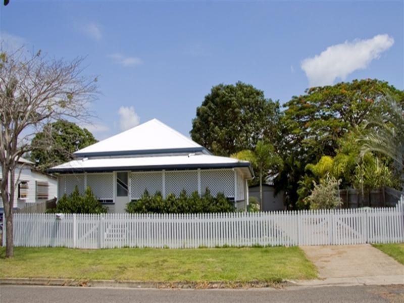 35 Sixth Street, South Townsville QLD 4810
