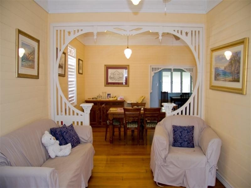 35 Sixth Street, South Townsville QLD 4810