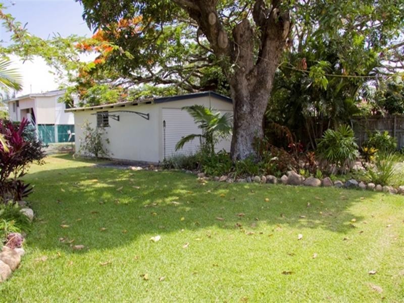 35 Sixth Street, South Townsville QLD 4810