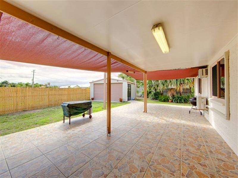 10 Waterman Close, Kirwan QLD 4817