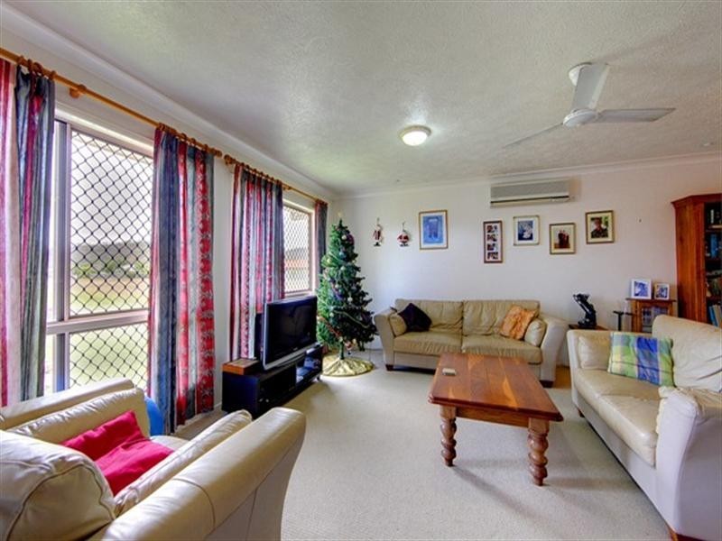 10 Waterman Close, Kirwan QLD 4817