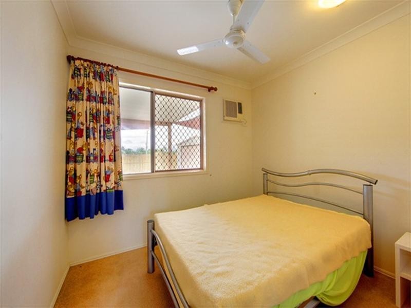 10 Waterman Close, Kirwan QLD 4817