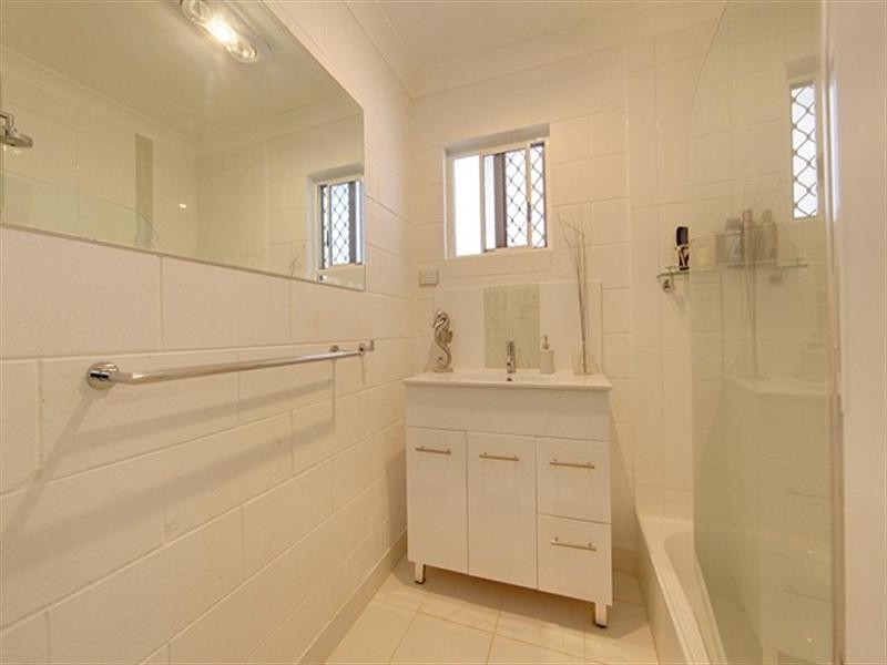 4/49 Camp Street, Mundingburra QLD 4812