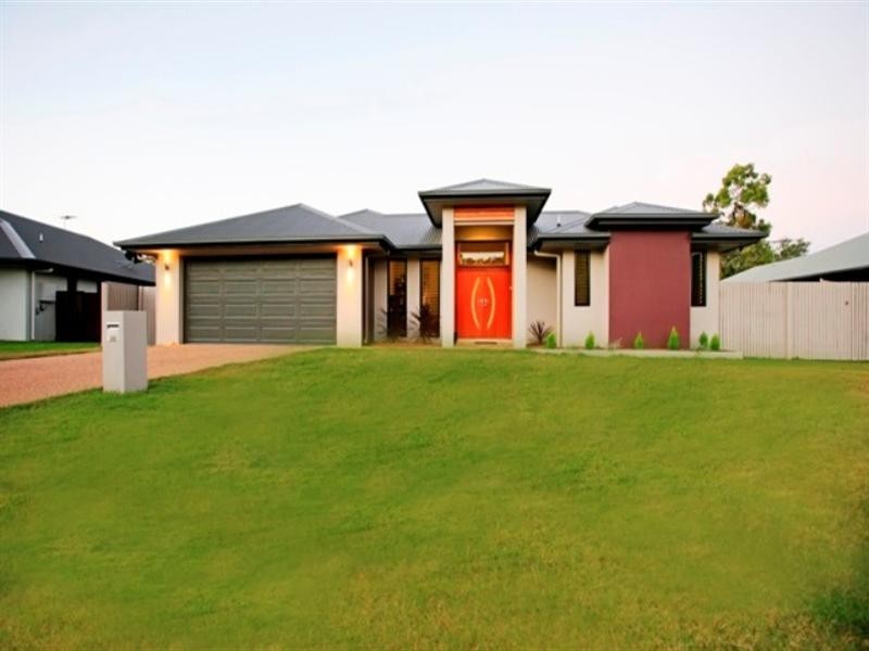 20 Fitzallan Street, Bushland Beach QLD 4818