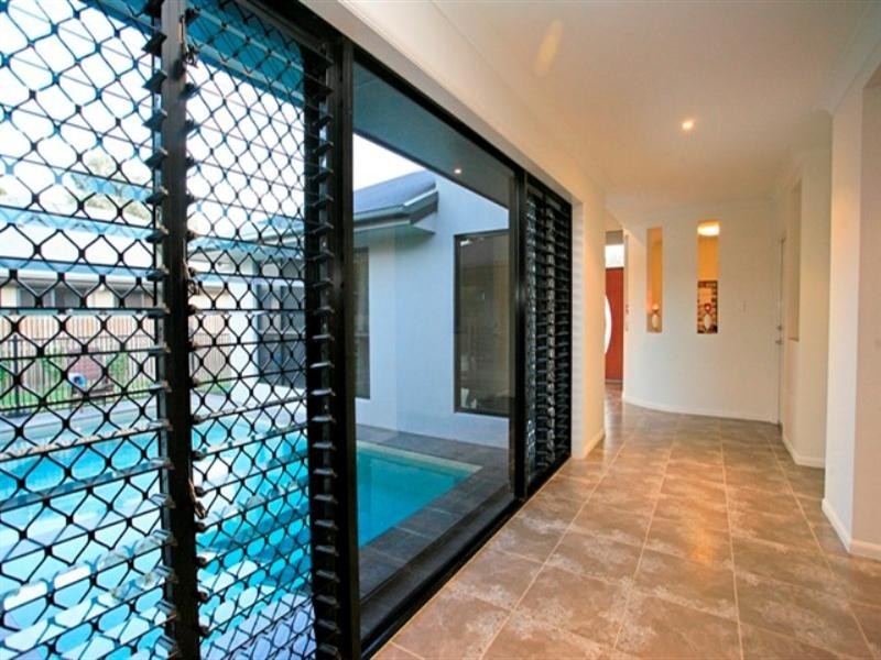 20 Fitzallan Street, Bushland Beach QLD 4818