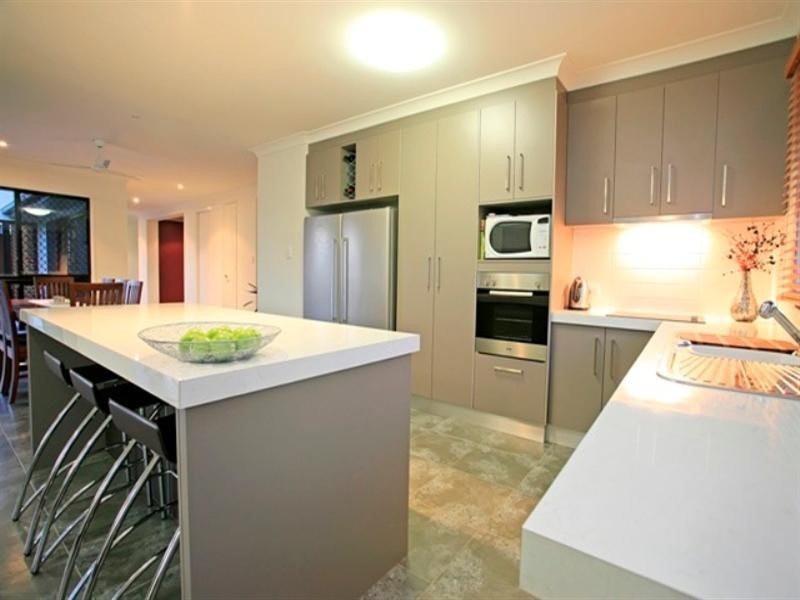 20 Fitzallan Street, Bushland Beach QLD 4818