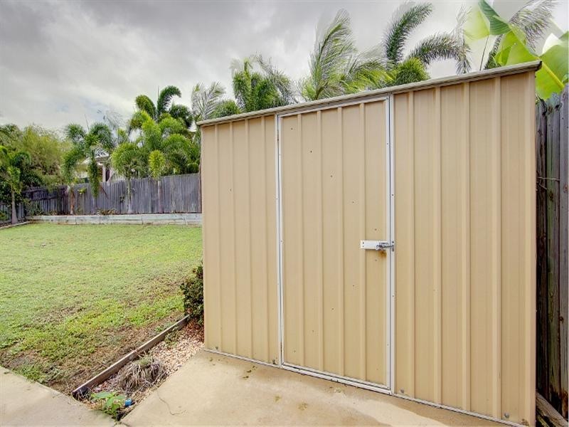 32 Monaro Circuit, Mount Louisa QLD 4814