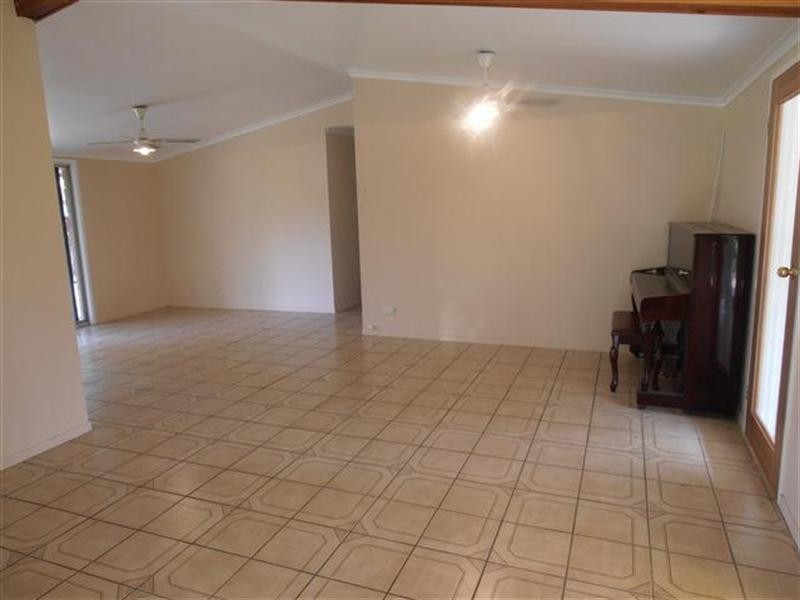 31 Moodys Road, Hervey Range QLD 4817