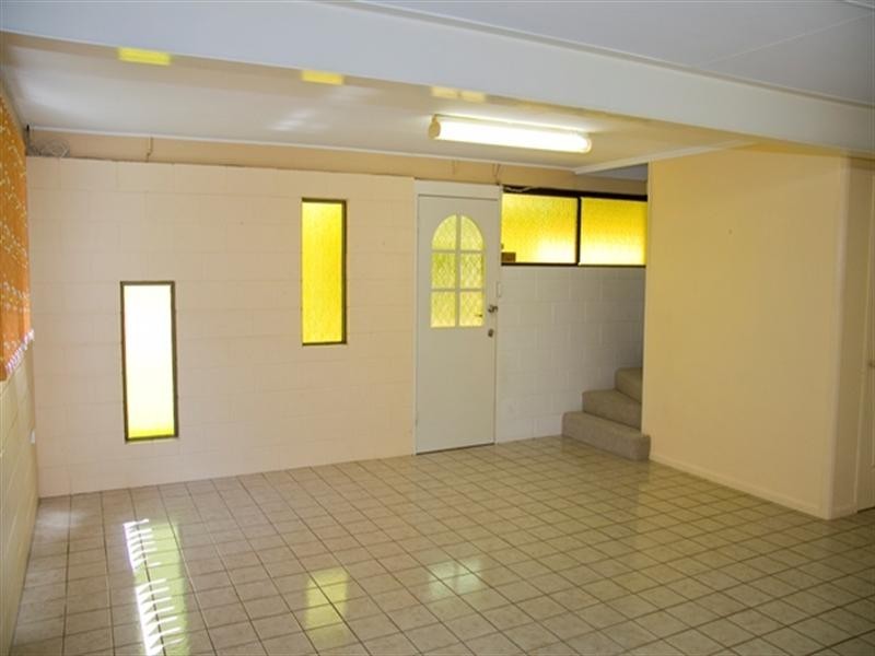 17 Etheridge Street, Mount Louisa QLD 4814