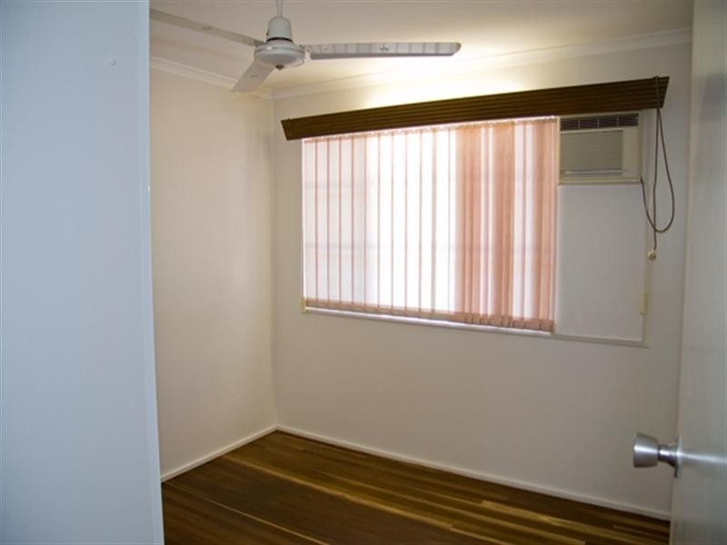 17 Etheridge Street, Mount Louisa QLD 4814