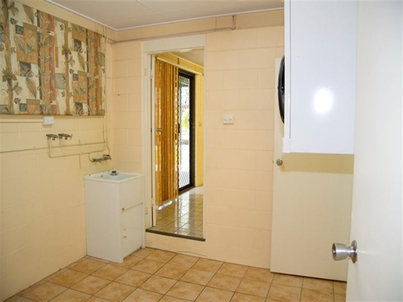 17 Etheridge Street, Mount Louisa QLD 4814