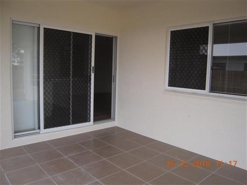 10 Makena, Burdell QLD 4818