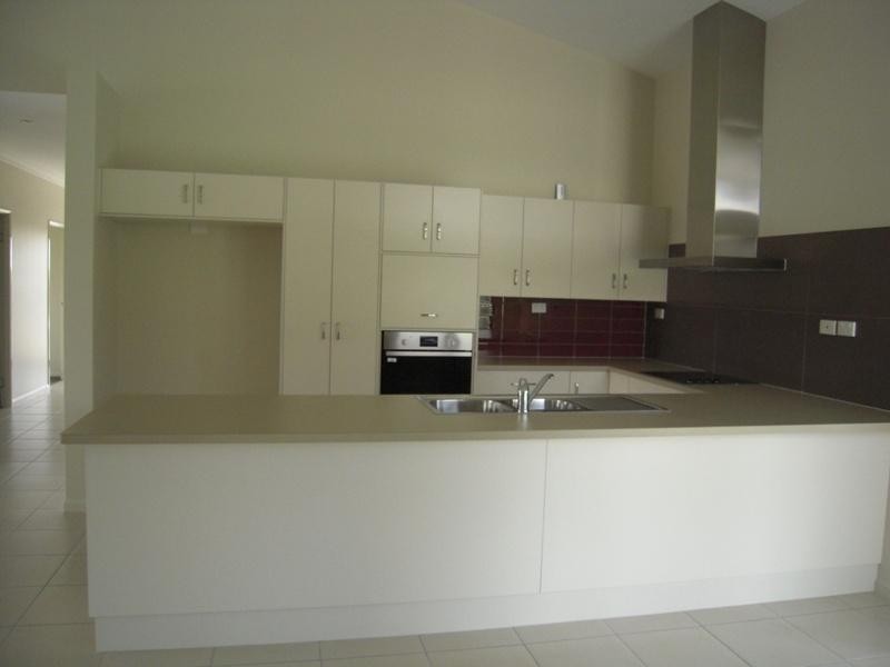 20 Chapple Street, Mount Louisa QLD 4814