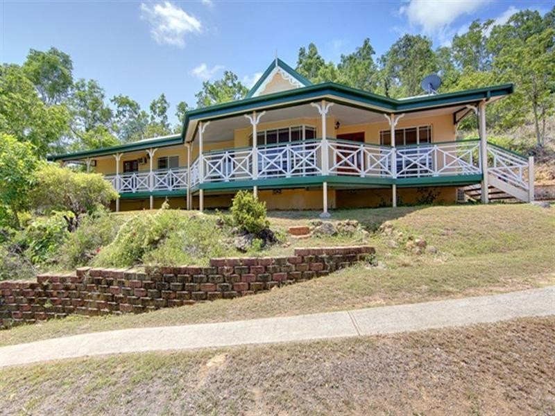 2 Sandalwood Court, Mount Louisa QLD 4814