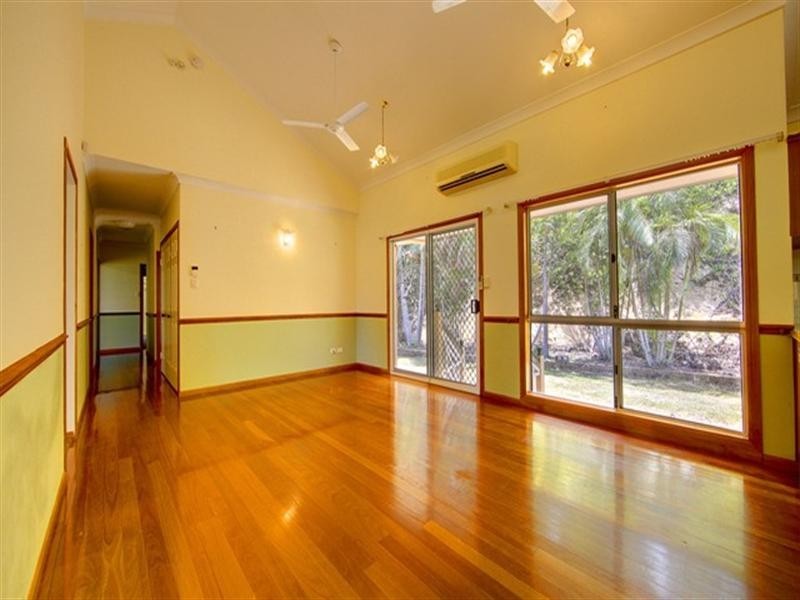 2 Sandalwood Court, Mount Louisa QLD 4814