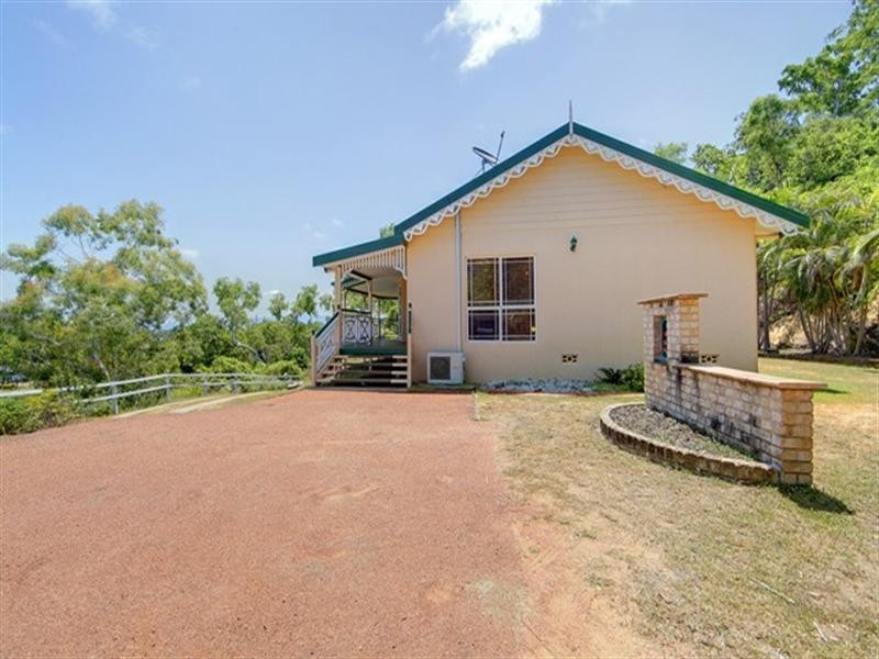2 Sandalwood Court, Mount Louisa QLD 4814