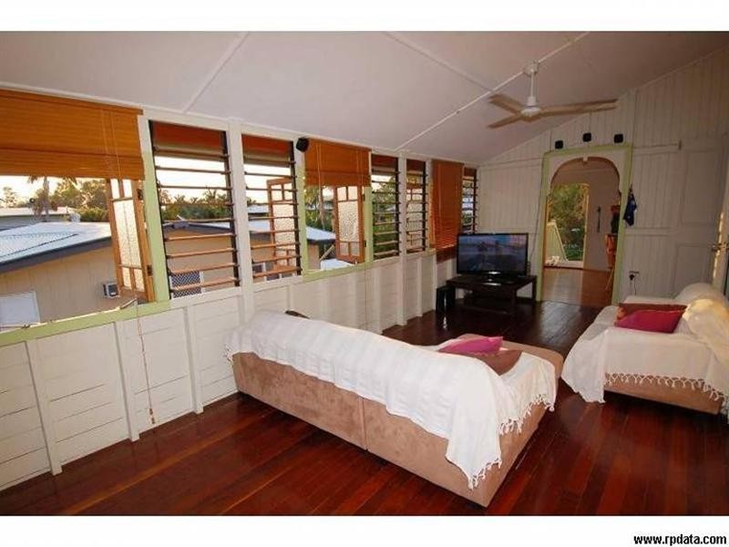 31 Bauhinia Street, Cranbrook QLD 4814