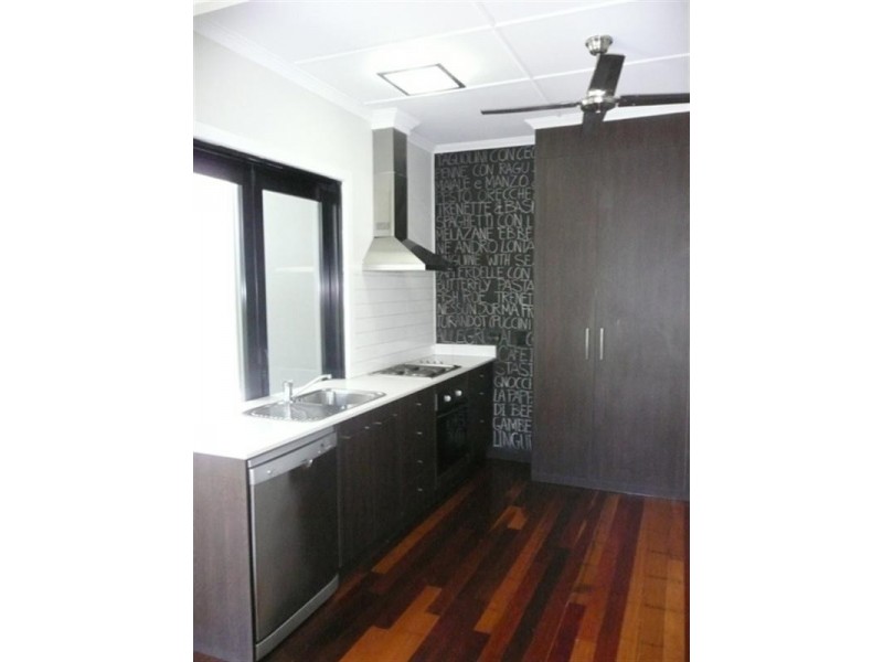 12a Carmody Street, Hermit Park QLD 4812