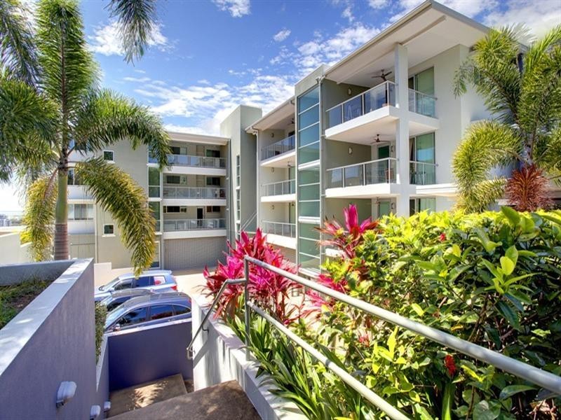16/12-14 Hale Street, North Ward QLD 4810